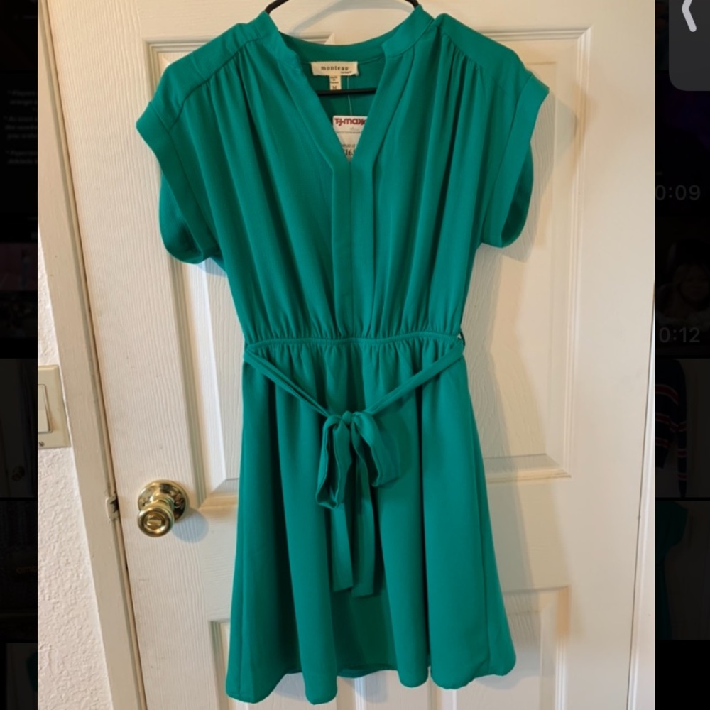 Monteau Dress with Tie